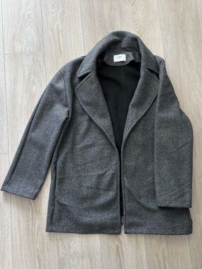 Zara Women's Gray Open-Front Coat